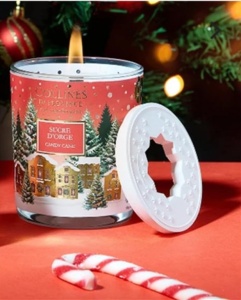 Collines de Provence Scented Candle Candy Cane - Lumanare parfumata 180g