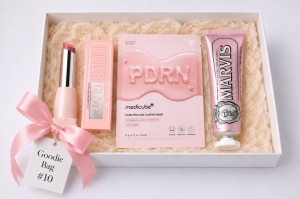 Goodie Bag 11 – Pink Care & Glow Set