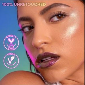 Wet N Wild Chameleon Chrome Highlightter Iluminator cu efect holografic - Venus Swing- 4,3g - Img 5