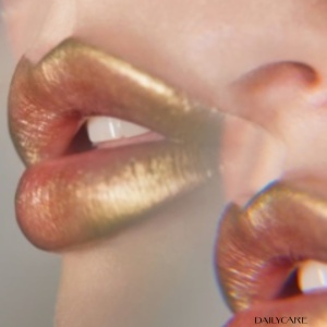 Byredo Colour Stick - 517 Chin Gold Color Stick - Baton pentru buze, ochi si obraji 3g - Img 3