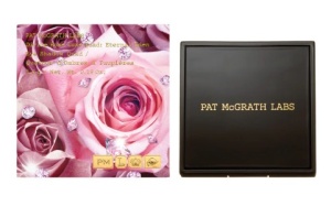 Pat McGrath Labs Divine Rose Luxe Eye Shadow Quad: - paleta machiaj ochi ETERNAL EDEN 5,6g - Img 3