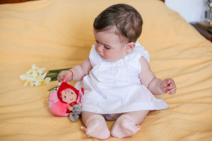 Rochie alba de saten in valiza cu amintiri "Space Peach" - Img 7