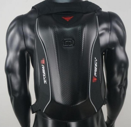 Rucsac moto cu inscriptiile DAINESE CARBON