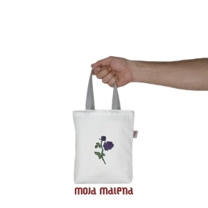 Ceger-za-knjigu-Beli-vez-RuzaPupoljak-Hand-GP