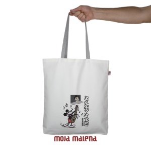 081110176-Veliki-ceger-Beli-vez-MikaIBeti-Hand-MC.png