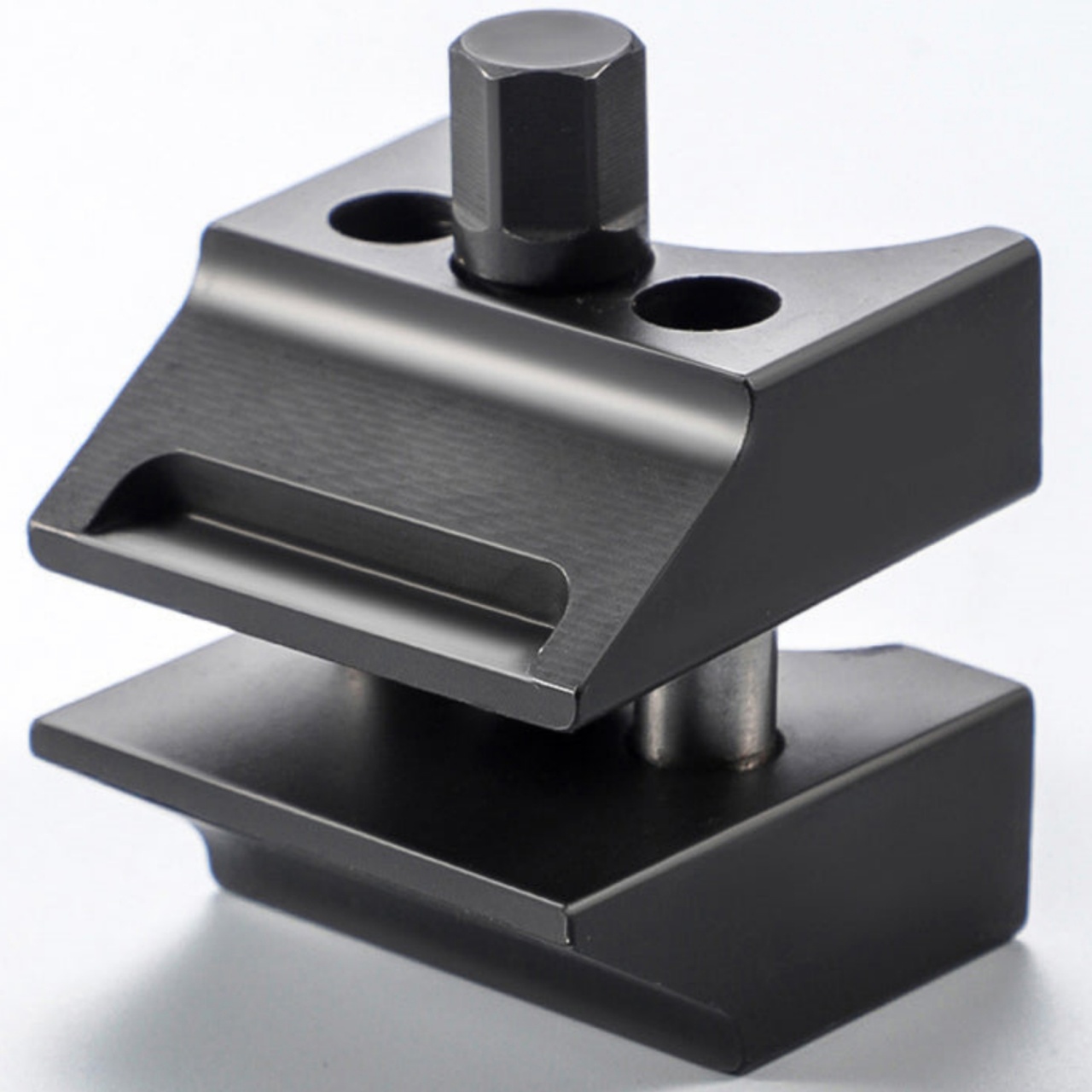 Extractor/Separator universal pentru fanta fuzeta, pentru demontarea amortizorului din fuzeta, actionare hex 10 mm, material AISI 1045 calit, compatibil VW/Audi/BMW/Ford/Peugeot/Citroen