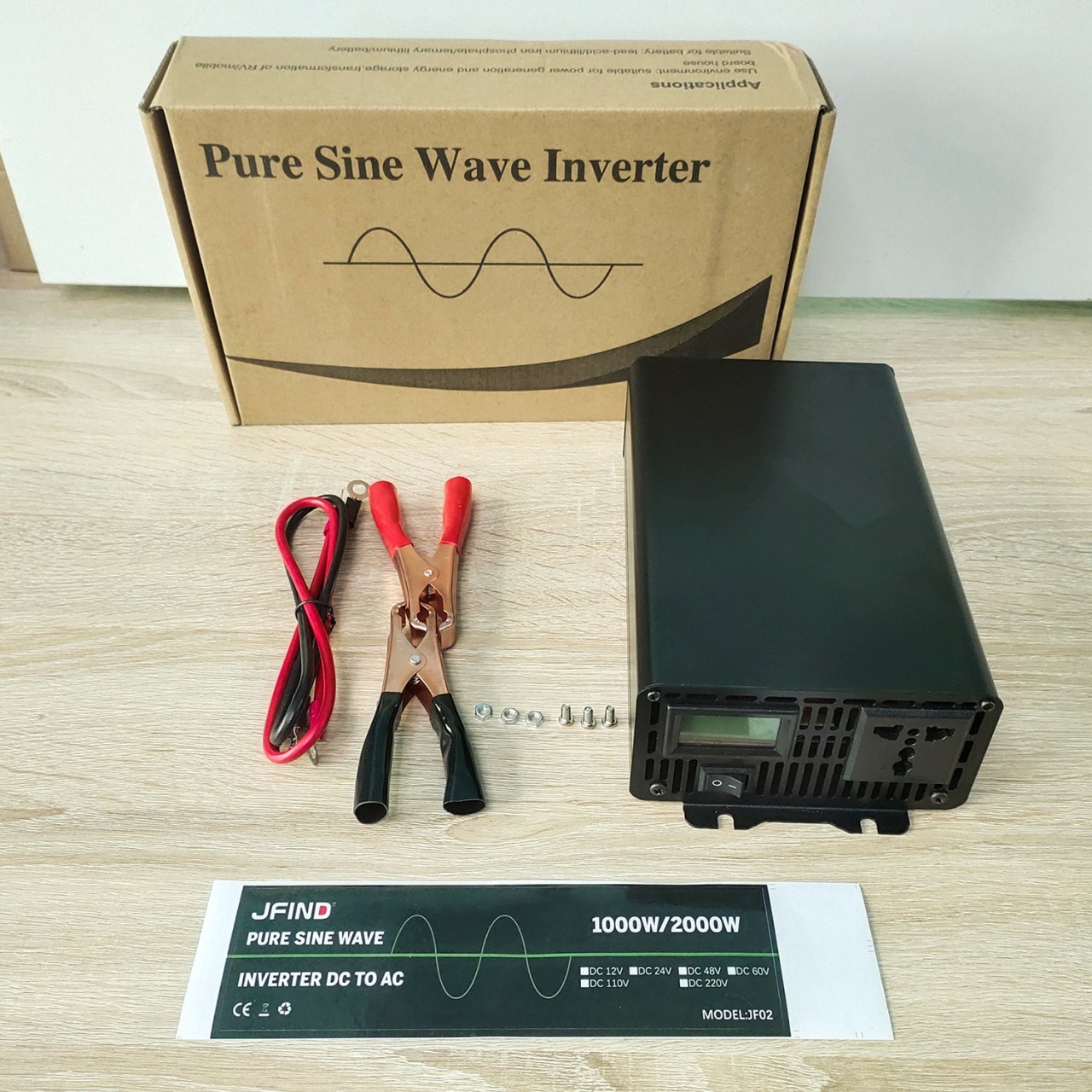 Invertor auto JFIND JF02, unda sinusoidala pura, 12V la 220V, 1000W continuu, 2000W varf, afisaj LCD, protectii multiple, ideal pentru auto, rulote, unelte, aparate sensibile
