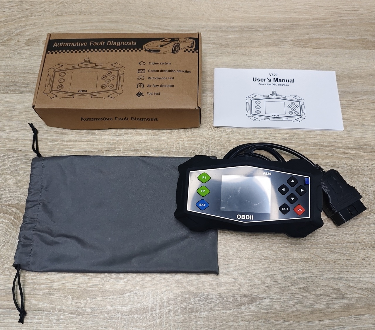Tester diagnoza auto OBD2 Techstar V529 cu ecran color si test baterie