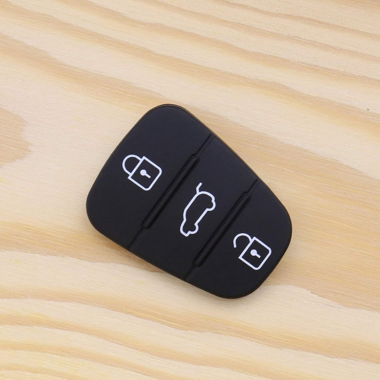 Membrana Cauciuc Butoane Cheie Auto 3 Butoane – Compatibila Hyundai i10, i20, i30, ix35, ix45, Elantra, Tucson, Santa Fe, Veloster, Solaris – Piesa de Schimb pentru Telecomanda - 3 | YEO