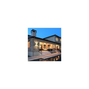 aplica LED exterior Techstar Cube montata pe perete exterior gradina