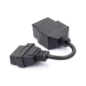 Adaptor diagnostic Toyota, mufă pătrată 17 pini la conector OBD2, vedere laterală