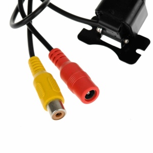 Cabluri RCA si alimentare pentru camera marsarier Techstar 12L pe fundal alb