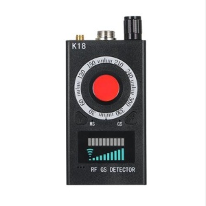 Detector aparate spionaj Techstar K18 vedere frontala cu ecran si butoane