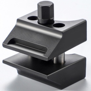 Extractor/Separator universal pentru fanta fuzeta, pentru demontarea amortizorului din fuzeta, actionare hex 10 mm, material AISI 1045 calit, compatibil VW/Audi/BMW/Ford/Peugeot/Citroen