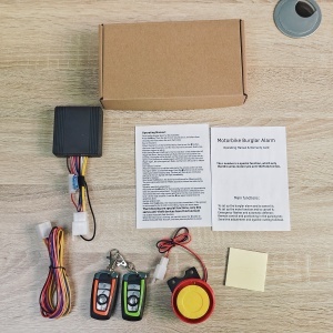 Alarma antifurt motocicleta bicicleta 12V Techstar kit complet cu sirena telecomenzi cablaj si manual