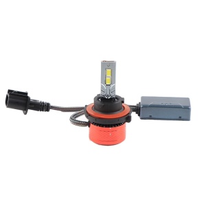 bec led auto techstar p14 9004 montat pe mufa 12 24v