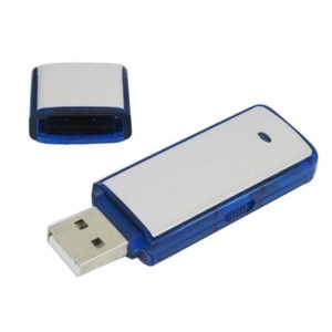 Memorie USB spion Techstar U-Disk B1 vedere frontala cu capac