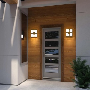 montaj aplica LED exterior Techstar EX20 negru pe fatada casei