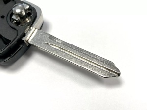 Cheie Nissan Qashqai lama metalica