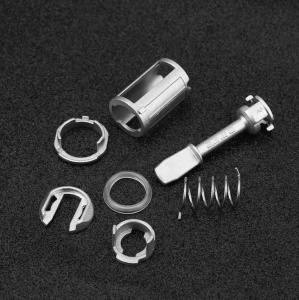 Kit reparatie incuietoare yala usa fata auto Techstar compatibil VW Passat Seat Toledo Leon Arosa Lupo vedere piese pe fundal negru