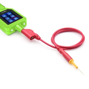 tester circuite auto TopDiag P100 Pro cu cablu rosu conectat