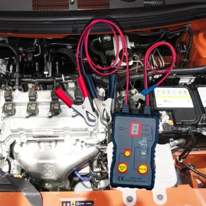 Tester injectoare auto utilizat in atelier mecanic