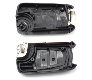 Carcasa cheie auto Techstar compatibila Opel Astra Corsa Vectra Meriva tip briceag 2 butoane lama pe stanga culoare neagra vedere interior partea superioara