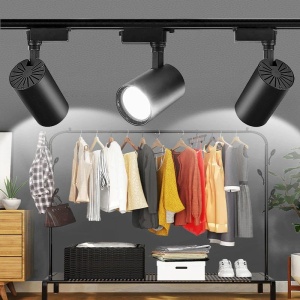 spoturi LED Techstar negre montate in interior comercial modern