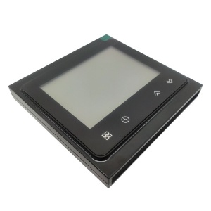 Termostat Techstar TH-20W negru vedere oblica ecran stins