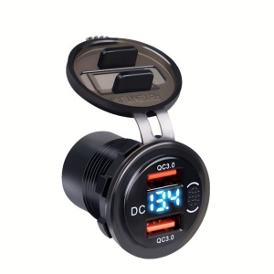 Incarcator auto cu doua porturi USB QC3.0 si afisaj LED pentru tensiune