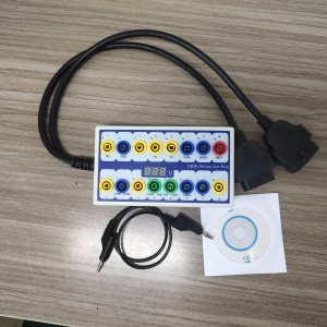 Tester comunicare OBDII cutie breakout OBD2 cu indicatori LED functie alimentare ECU convertor interfata OBD1 la OBD2 vedere set complet pe masa