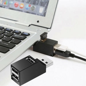 Hub USB Techstar alb cu 4 porturi si indicator LED