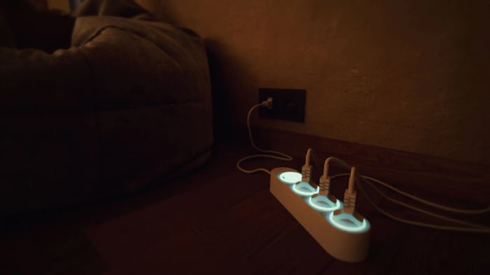 Shelly Power Strip 4: Cum transformi un "cuib de cabluri" într-un centru de comandă inteligent