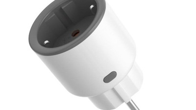 Priză smart cu monitorizare consum: Aqara vs Shelly vs Sonoff, care merită