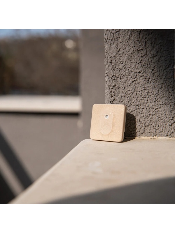 Shelly BLU H&amp;T ZB Mocha – Senzor Inteligent de Temperatură și Umiditate, Zigbee 3.0, Autonomie 3 Ani - Img 2