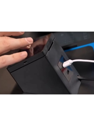 Adaptor USB pentru Suportul Shelly Wall Display Alb - Img 4