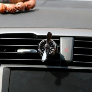 Odorizant Auto Cu Elice Si Lumina