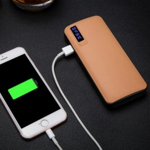 Baterie Externa 20000 MAh, 3 USB-Uri, Lanterna Si Cablu