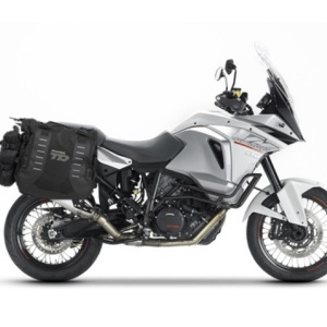 Set of SHAD TERRA TR40 adventure saddlebags, including mounting kit SHAD KTM 1290 SUPERADVENTURE