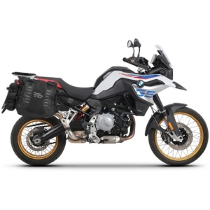 Set of SHAD TERRA TR40 adventure saddlebags, including mounting kit SHAD BMW F750GS/F850GS/ADVENTURE