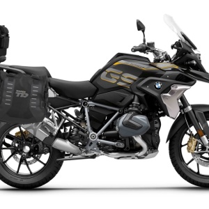 Set of SHAD TERRA TR40 adventure saddlebags and SHAD TERRA aluminium top case TR55 PURE BLACK, including mounting kit SHAD BMW R1250GS ADVENTURE