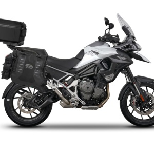 Set of SHAD TERRA TR40 adventure saddlebags and SHAD TERRA aluminium top case TR55 PURE BLACK, including mounting kit SHAD TRIUMPH TIGER 1200 GT/RALLY