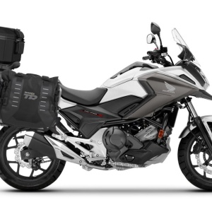 Set of SHAD TERRA TR40 adventure saddlebags and SHAD TERRA aluminium top case TR55 PURE BLACK, including mounting kit SHAD HONDA NC750X
