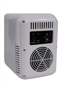 Mini Frigider Portabil Auto, Capacitate 4L, Conectare La Priza De La Masina, Pentru Vacanta, 12V, Racire si Incalzire, Priza Sau Incarcare Masina, Dimensiune 24x23x17cm - Img 4