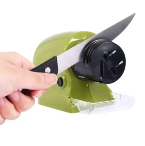 Aparat electric de ascutit cutite, Verde, baterii