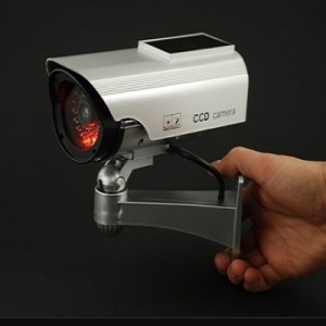 Camera falsa cu incarcare solara, indicator LED - Img 3