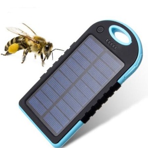 PowerBank , baterie externa portabila cu incarcare solara 5 000mAh, 2x USB si lanterna incorporata, culoare Albastra - Img 2