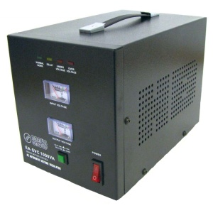 Stabilizator de tensiune cu servomotor, precizie ±3%, 1000VA / 500W, Braun Group