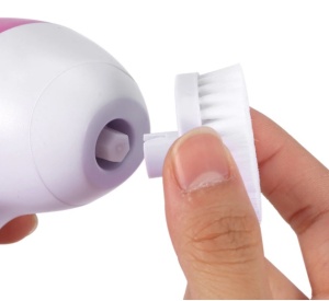Aparat electric pentru exfoliere si masaj facial, 5 perii incluse si functie de reglare a vitezei, 13x7cm, Roz, viMAG ® - Img 5