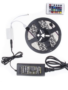 Kit banda LED RGB IP65 , cu telecomanda si sursa